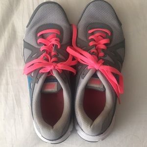 Nike Revolution 2 Running Shoes